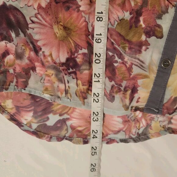 Womens Semi Sheer‎ Top Size Medium M Floral Button Up Fairy Boho - Picture 5 of 7